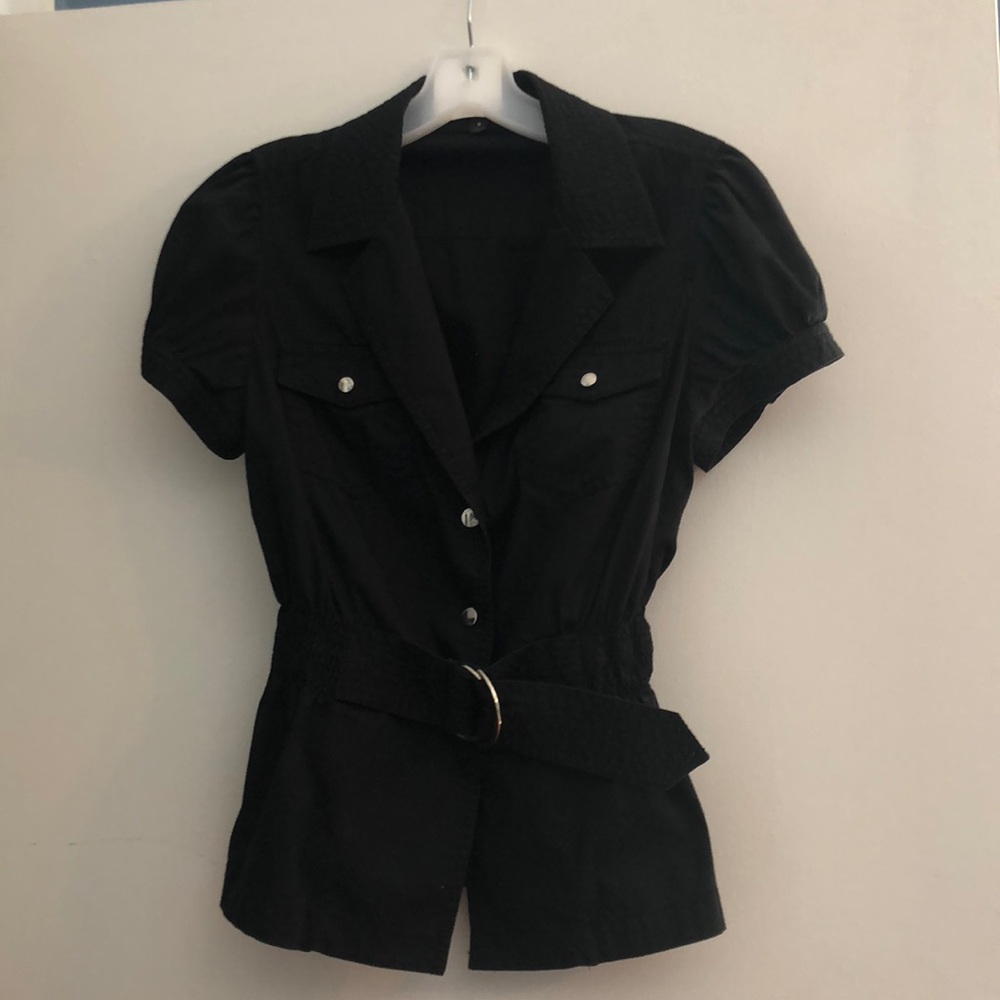 Black buckle top